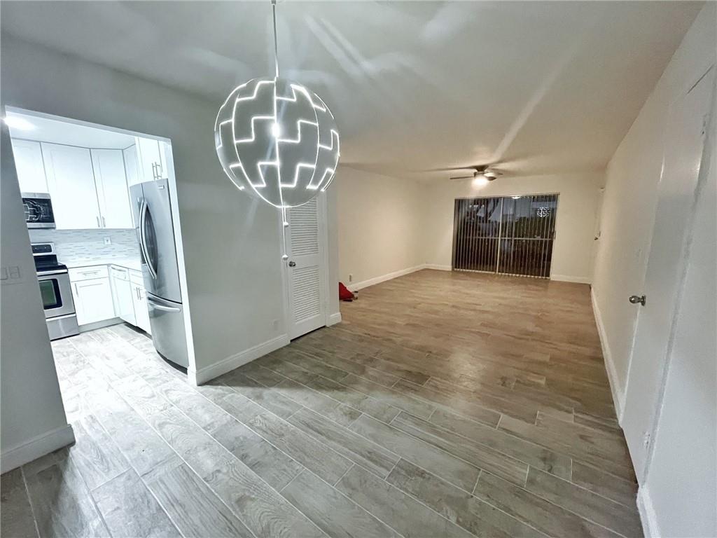 6241 Bay Club Dr Unit: 2
