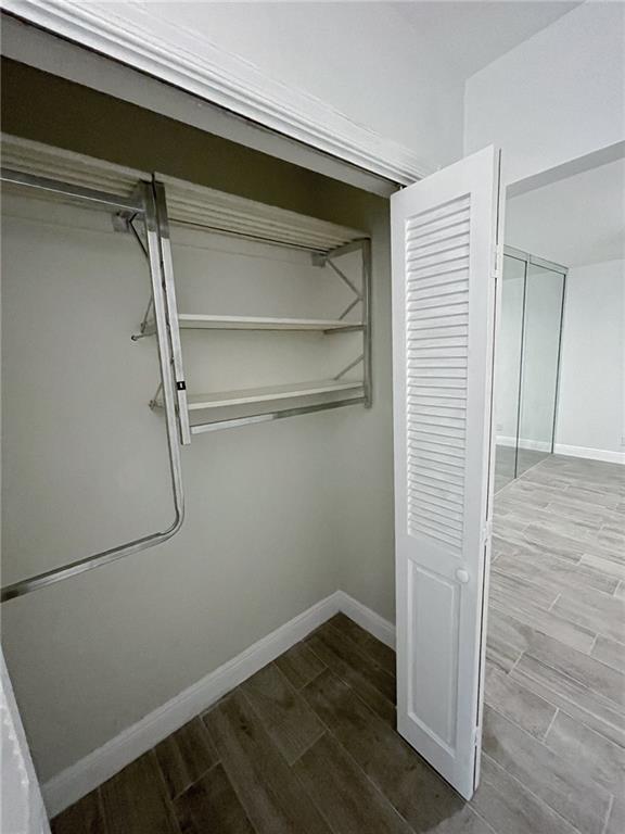 6241 Bay Club Dr Unit: 2