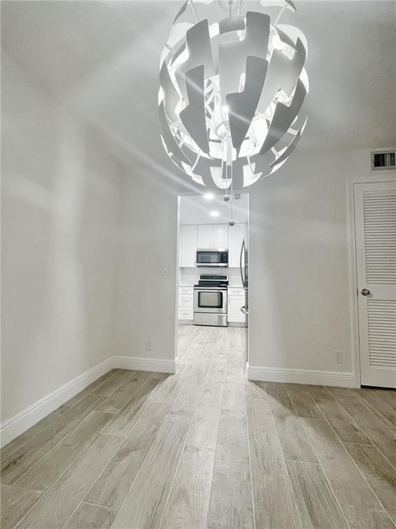 6241 Bay Club Dr Unit: 2