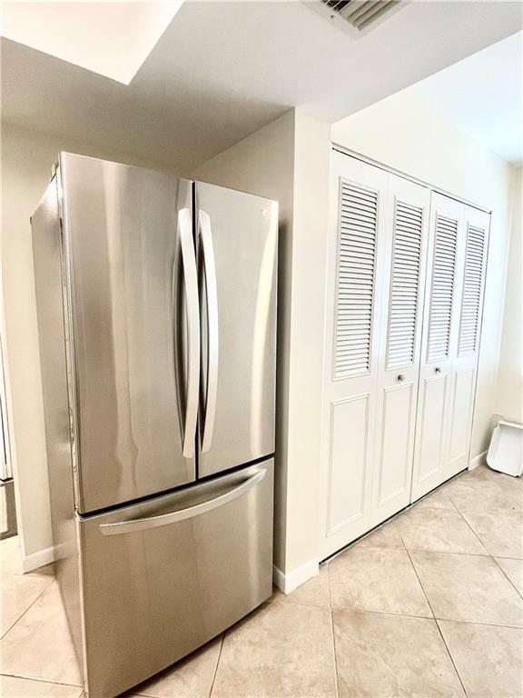 6625 S Oriole Blvd Unit: 1050