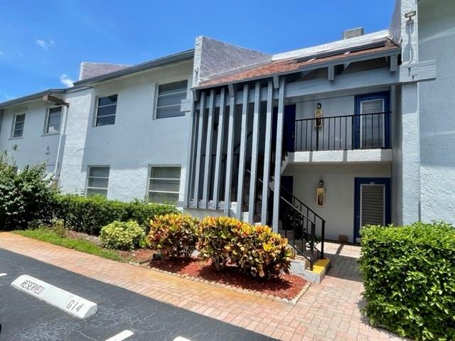 6625 S Oriole Blvd Unit: 1050