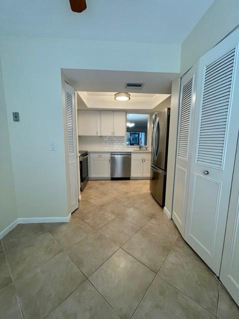 6625 S Oriole Blvd Unit: 1050