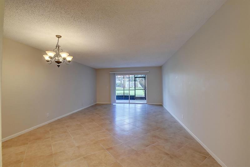 6625 S Oriole Blvd Unit: 1050