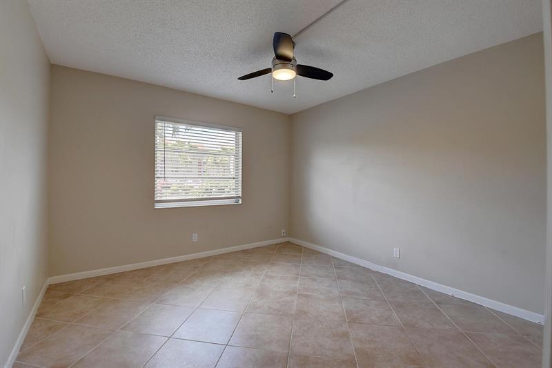 6625 S Oriole Blvd Unit: 1050