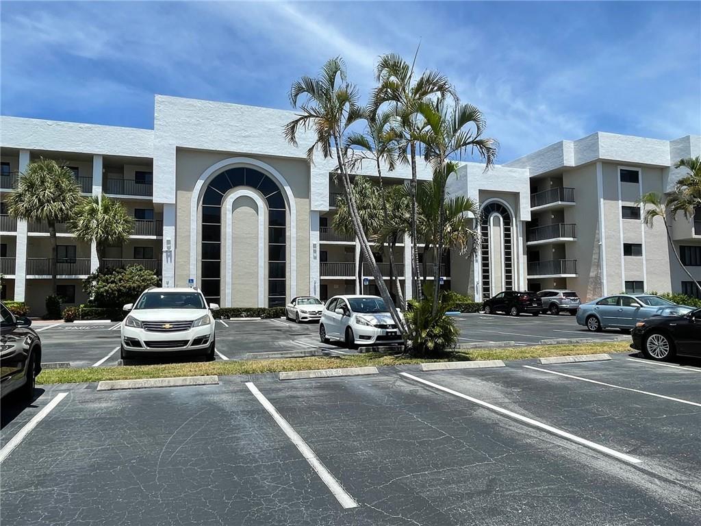 3525 S Ocean Blvd Unit: 209