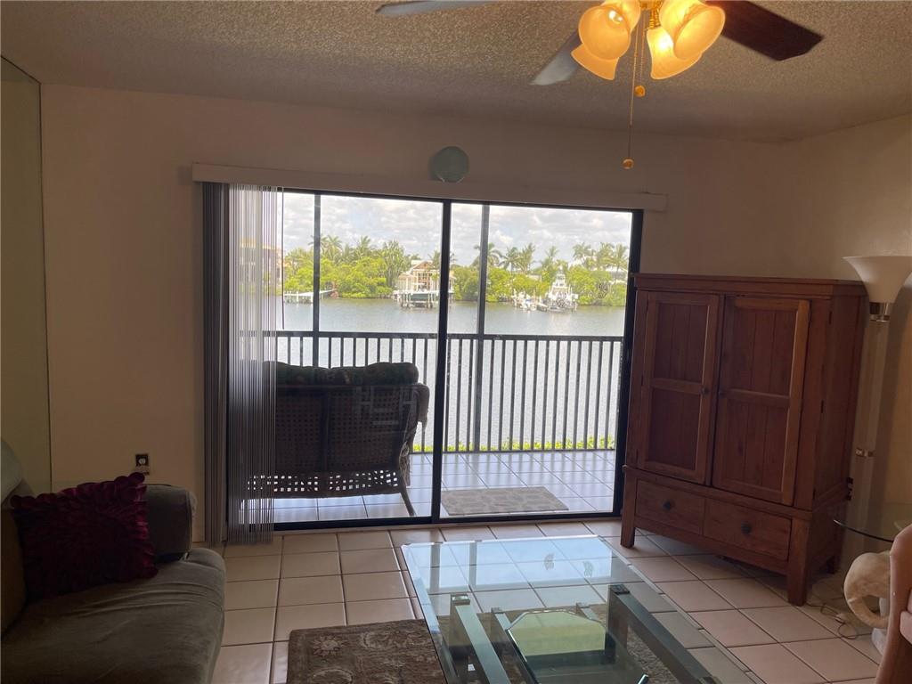 3525 S Ocean Blvd Unit: 209