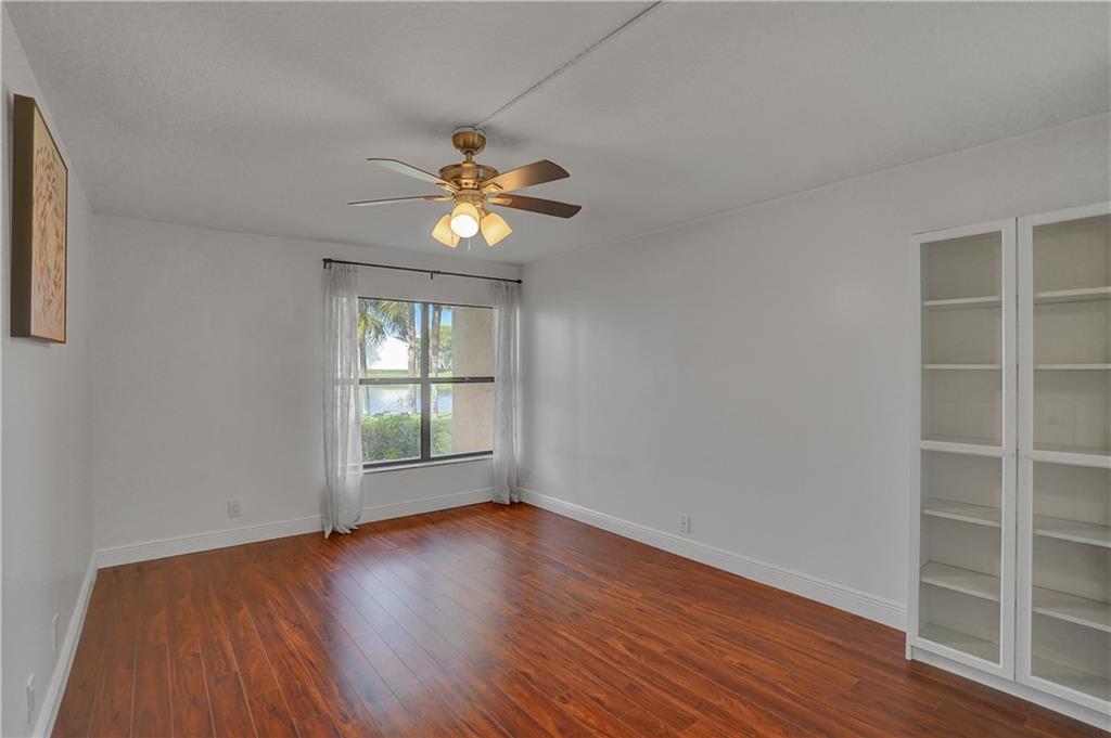 2043 SW 15th St Unit: 205