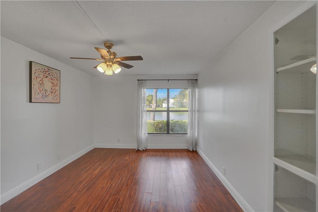 2043 SW 15th St Unit: 205
