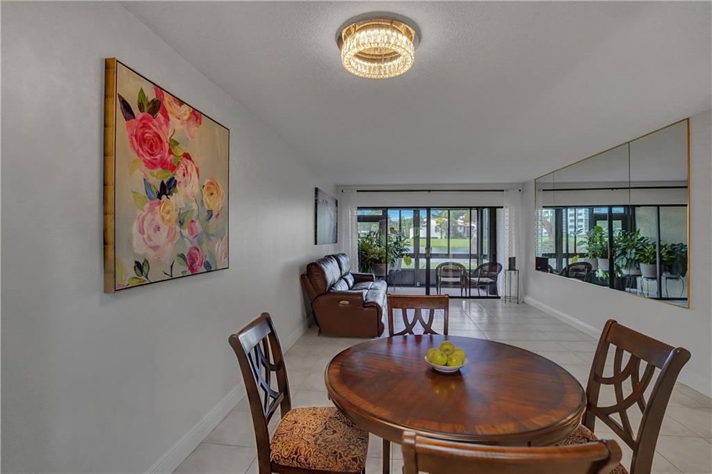 2043 SW 15th St Unit: 205