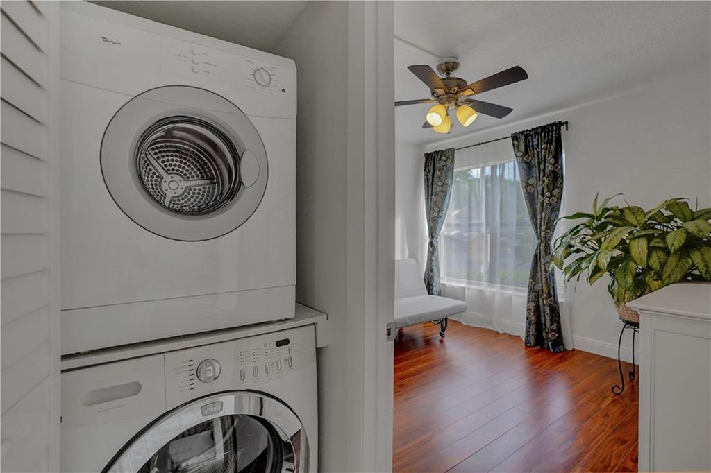 2043 SW 15th St Unit: 205