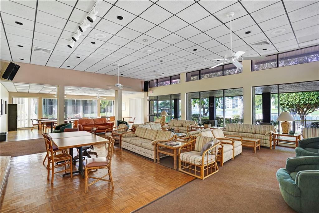 2043 SW 15th St Unit: 205