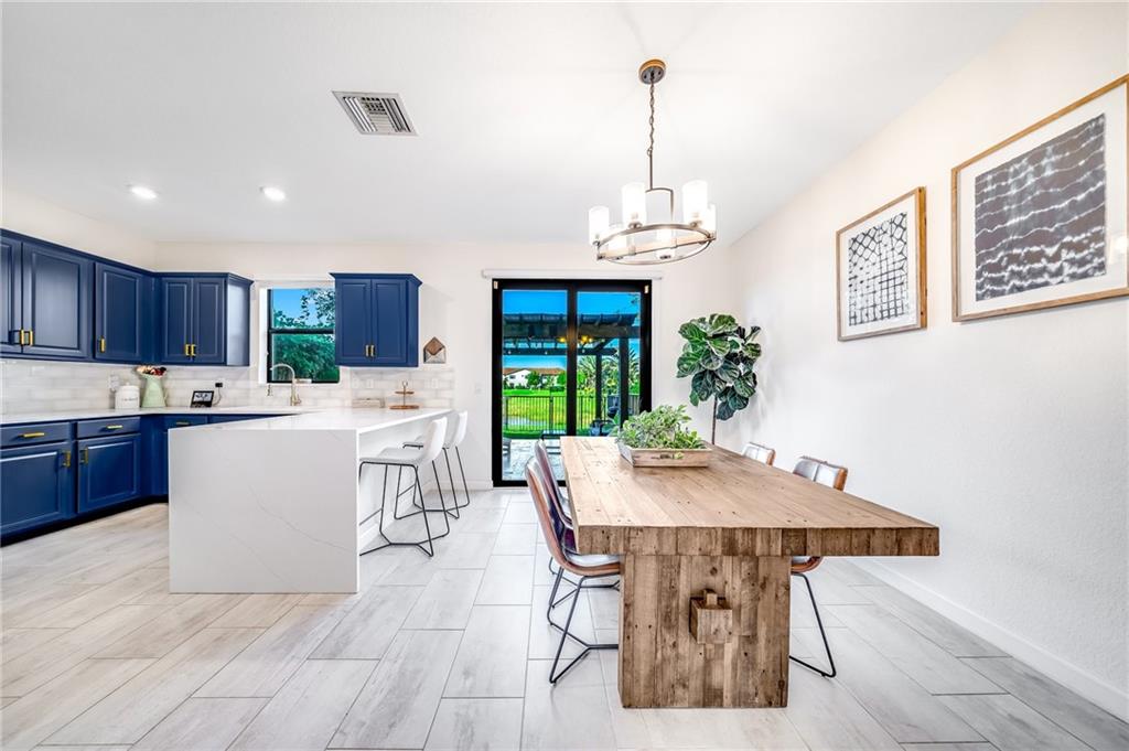 5312 Santa Maria Ave Unit: 5312
