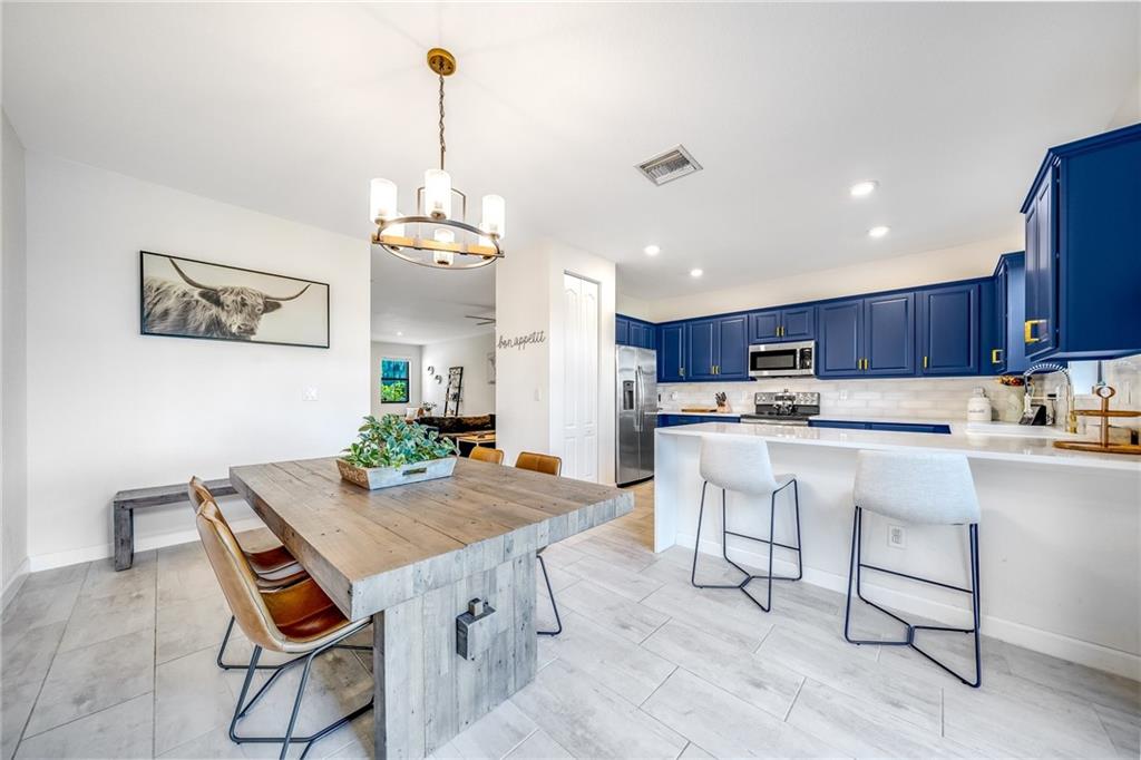 5312 Santa Maria Ave Unit: 5312