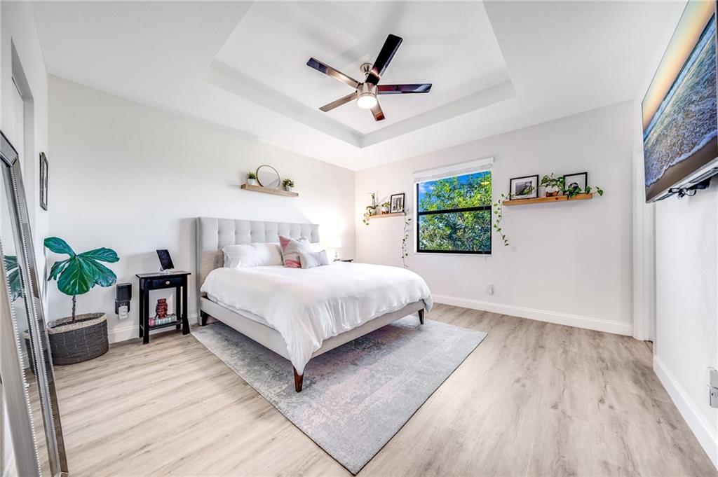 5312 Santa Maria Ave Unit: 5312