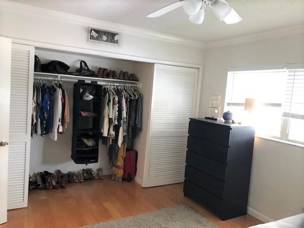 5200 NE 24th Ter Unit: c-217