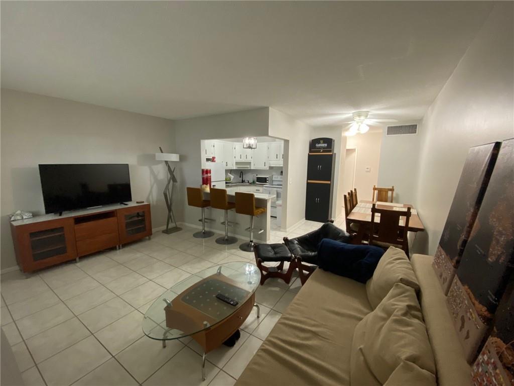 5208 NE 24th Ter Unit: f-322