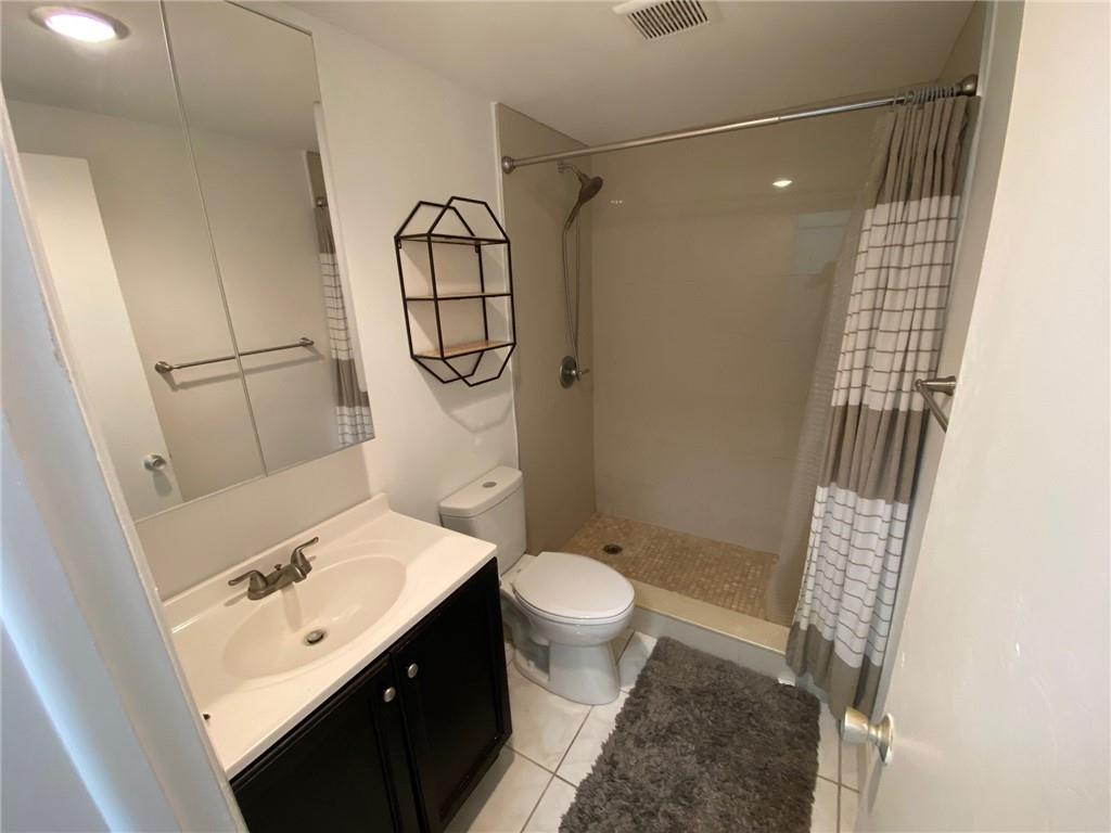 5208 NE 24th Ter Unit: f-322