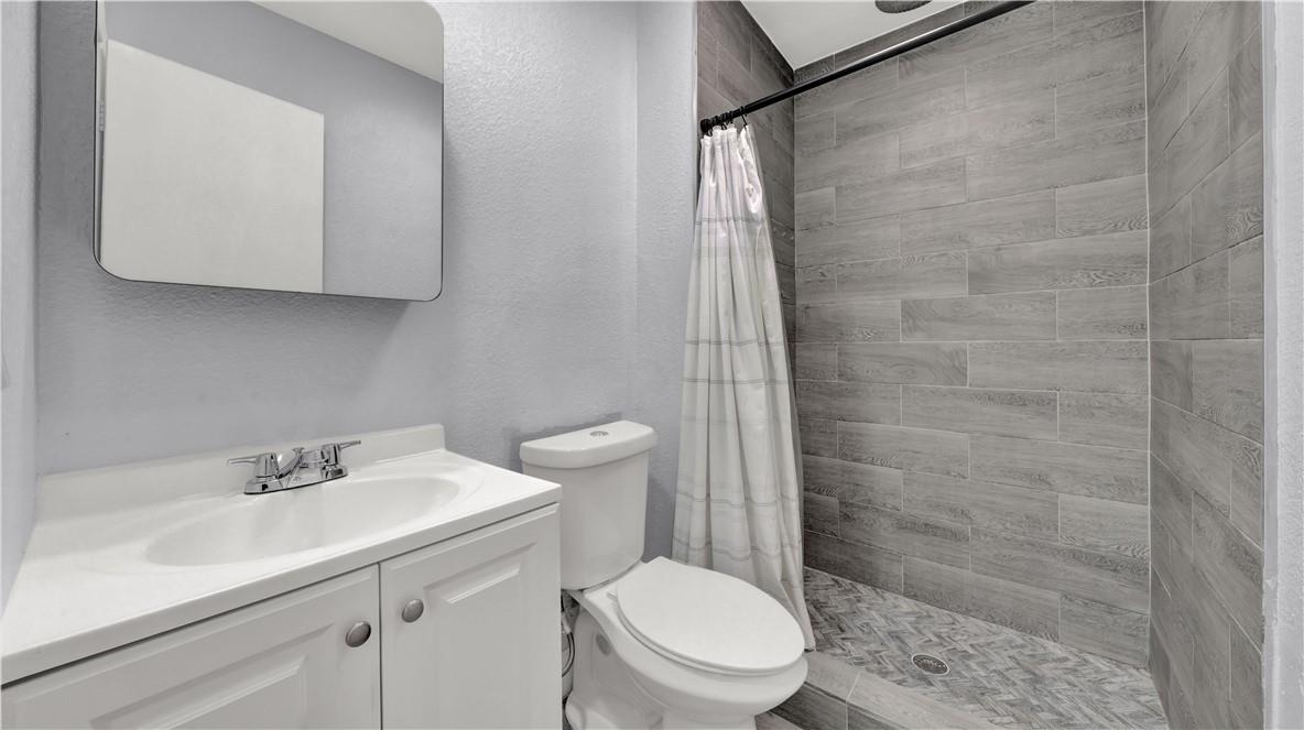 8257 Cedar Hollow Ln