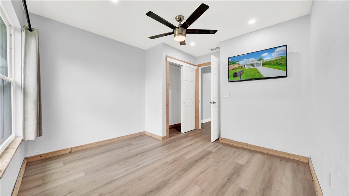 8257 Cedar Hollow Ln