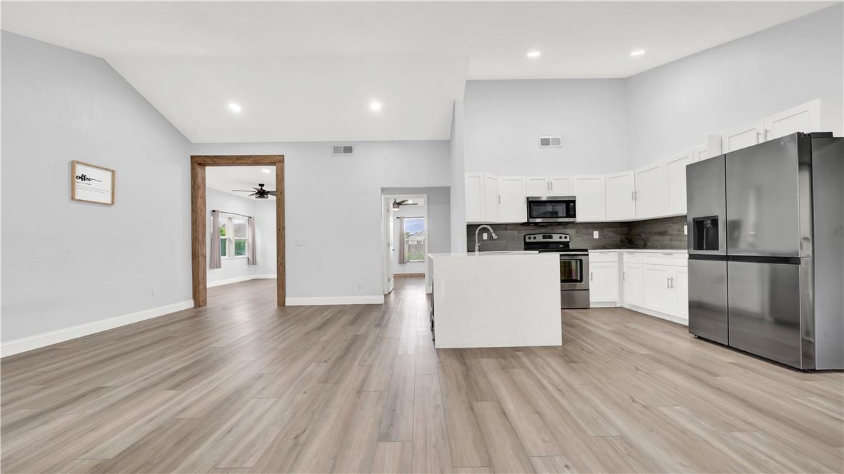 8257 Cedar Hollow Ln