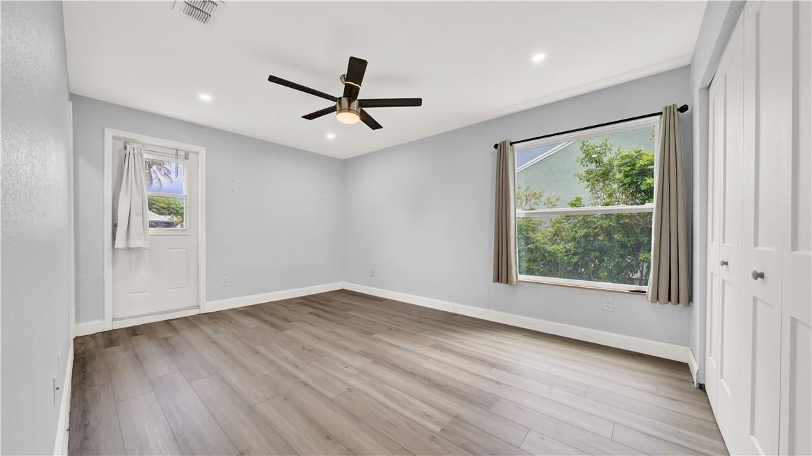 8257 Cedar Hollow Ln