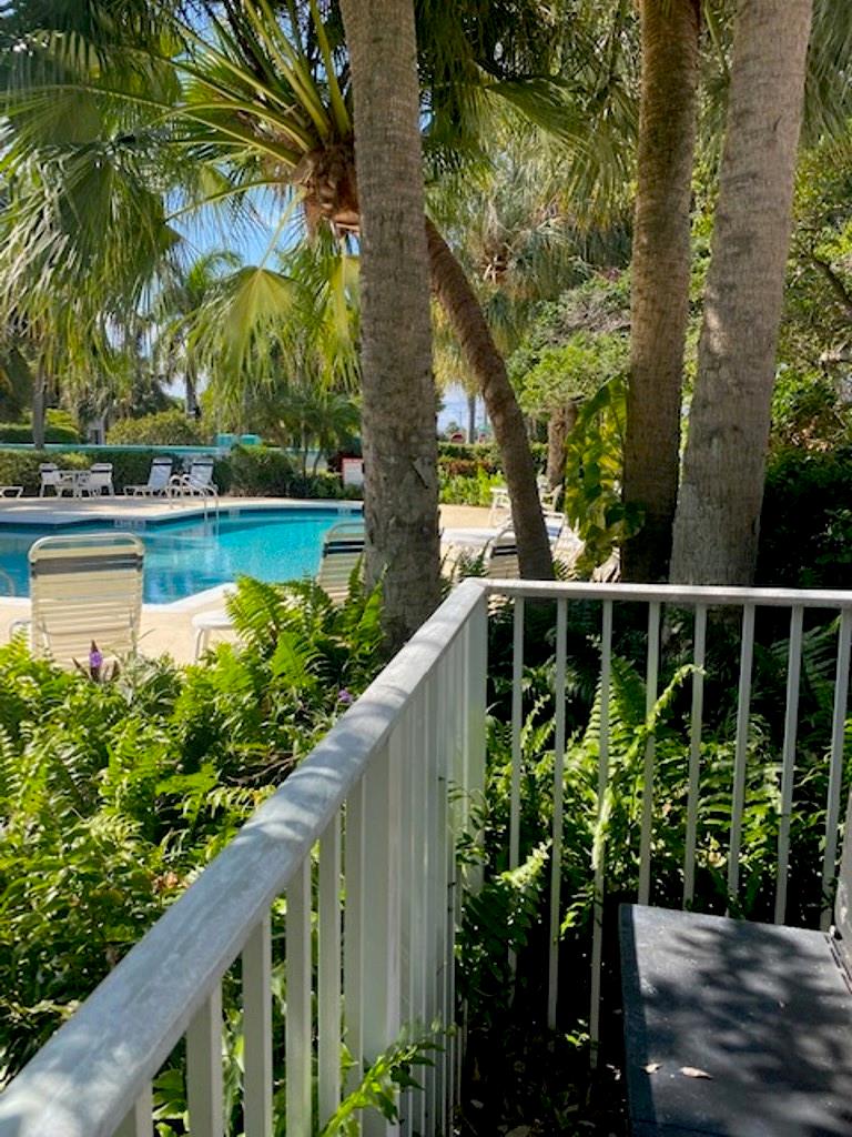 2687 NE 15th St Unit: 2687