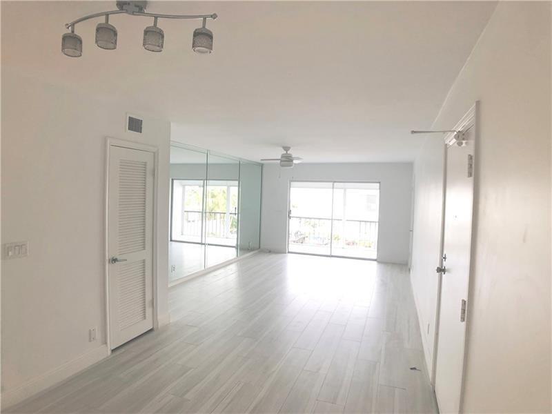 6521 Bay Club Dr Unit: 4