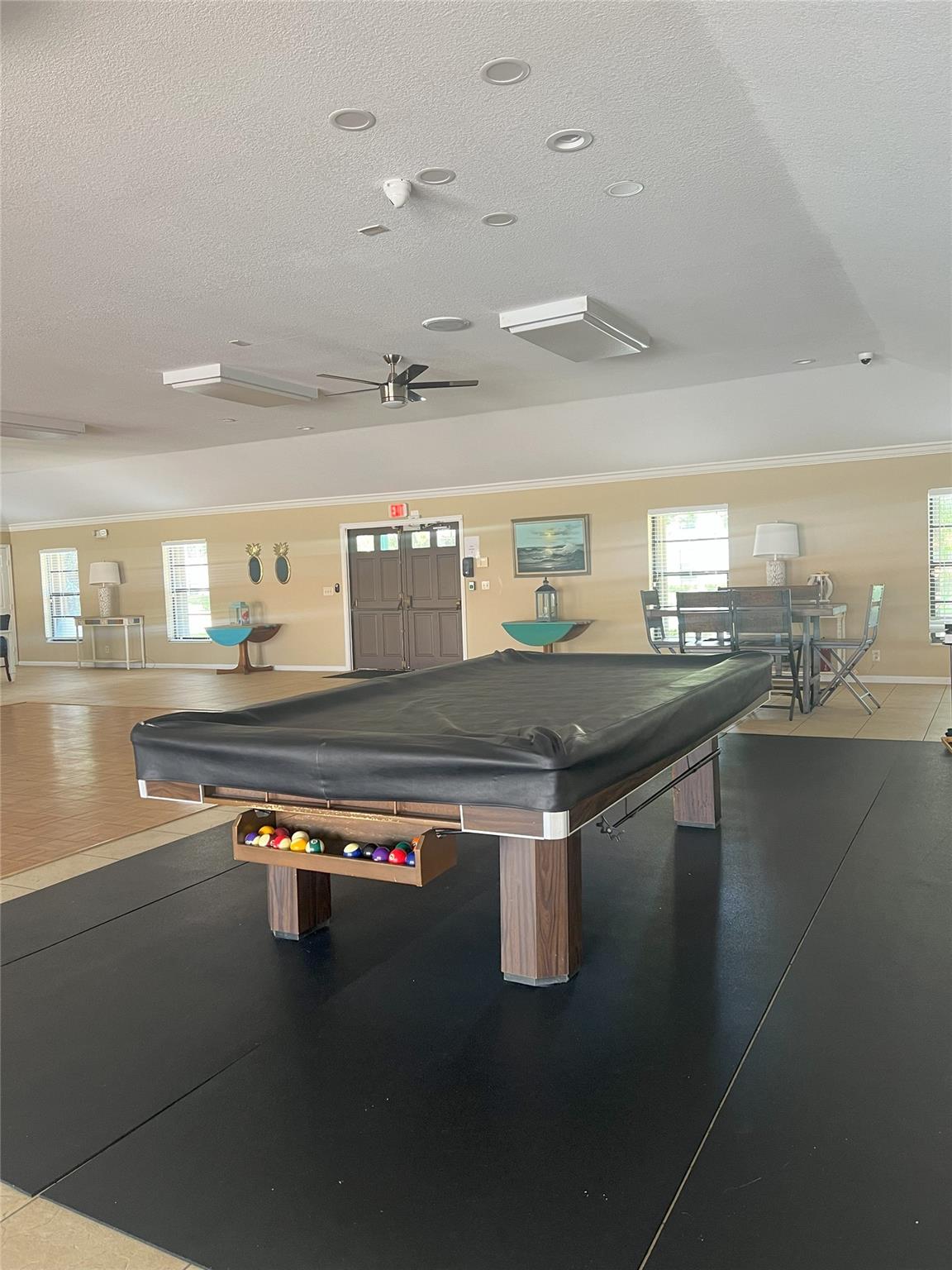 9930 Pineapple Tree Drive 112