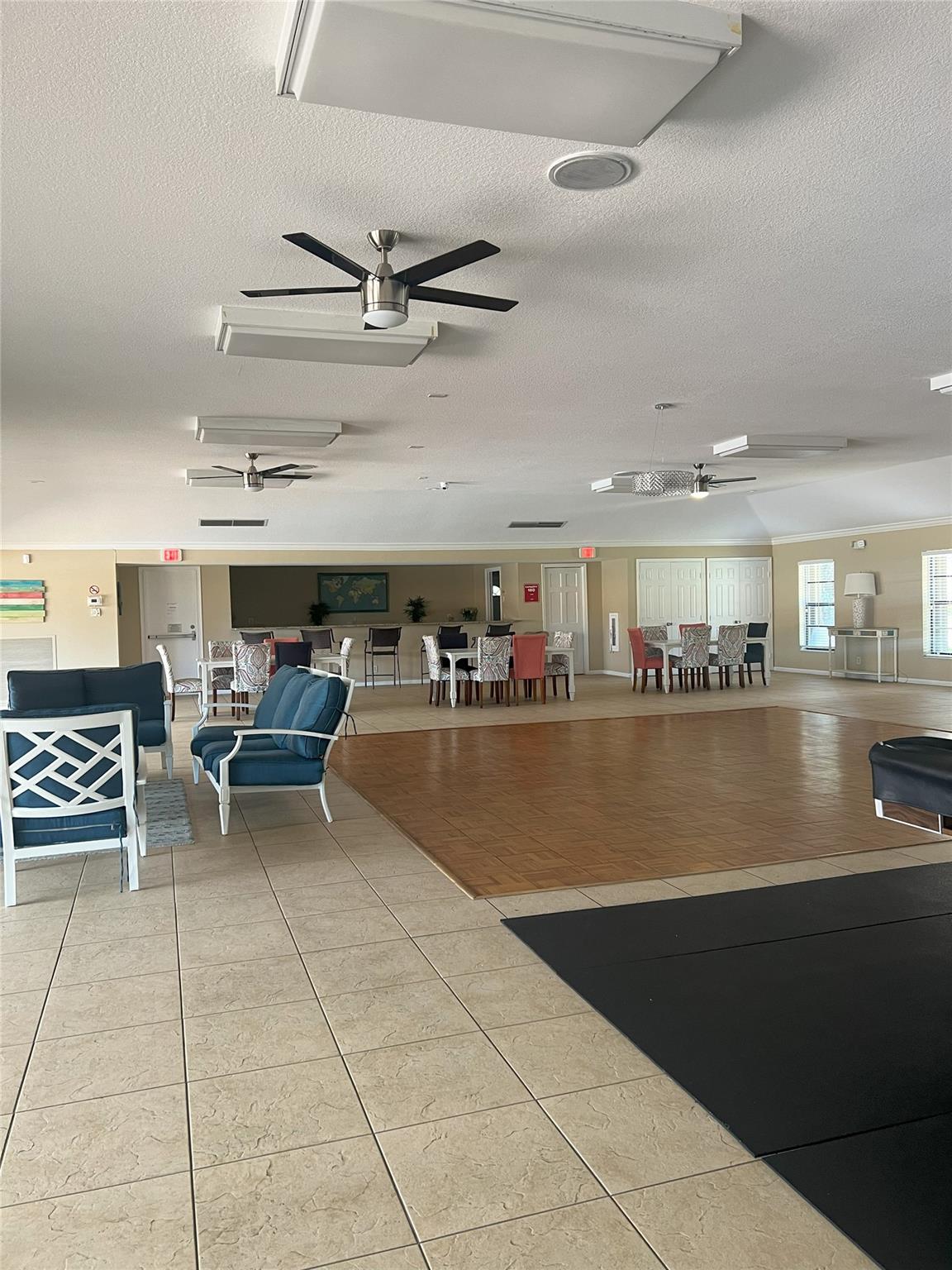 9930 Pineapple Tree Drive 112