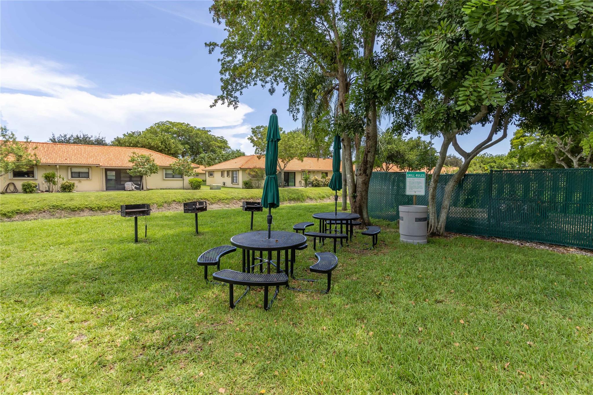 9930 Pineapple Tree Drive 112