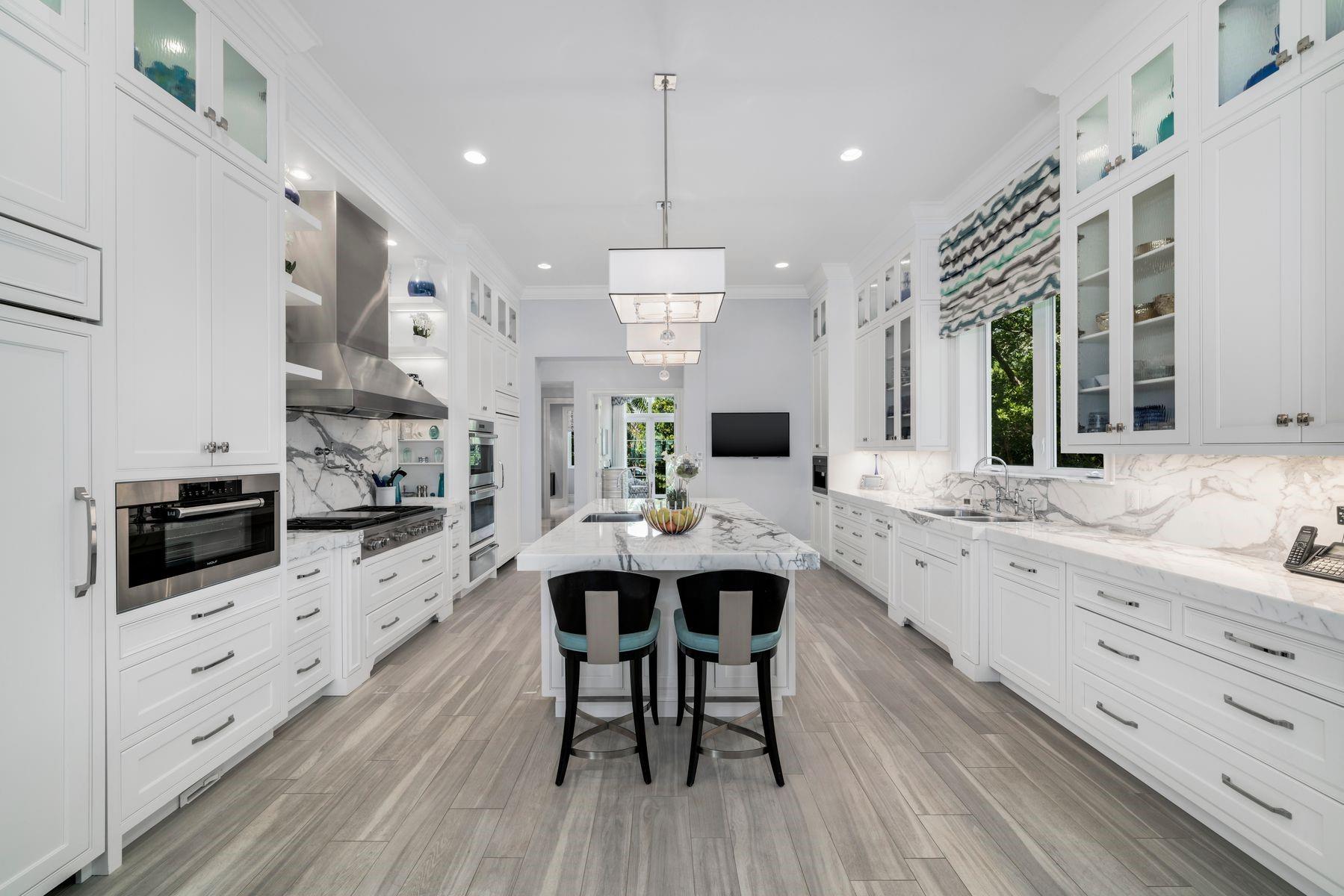1001 Hillsboro Mile