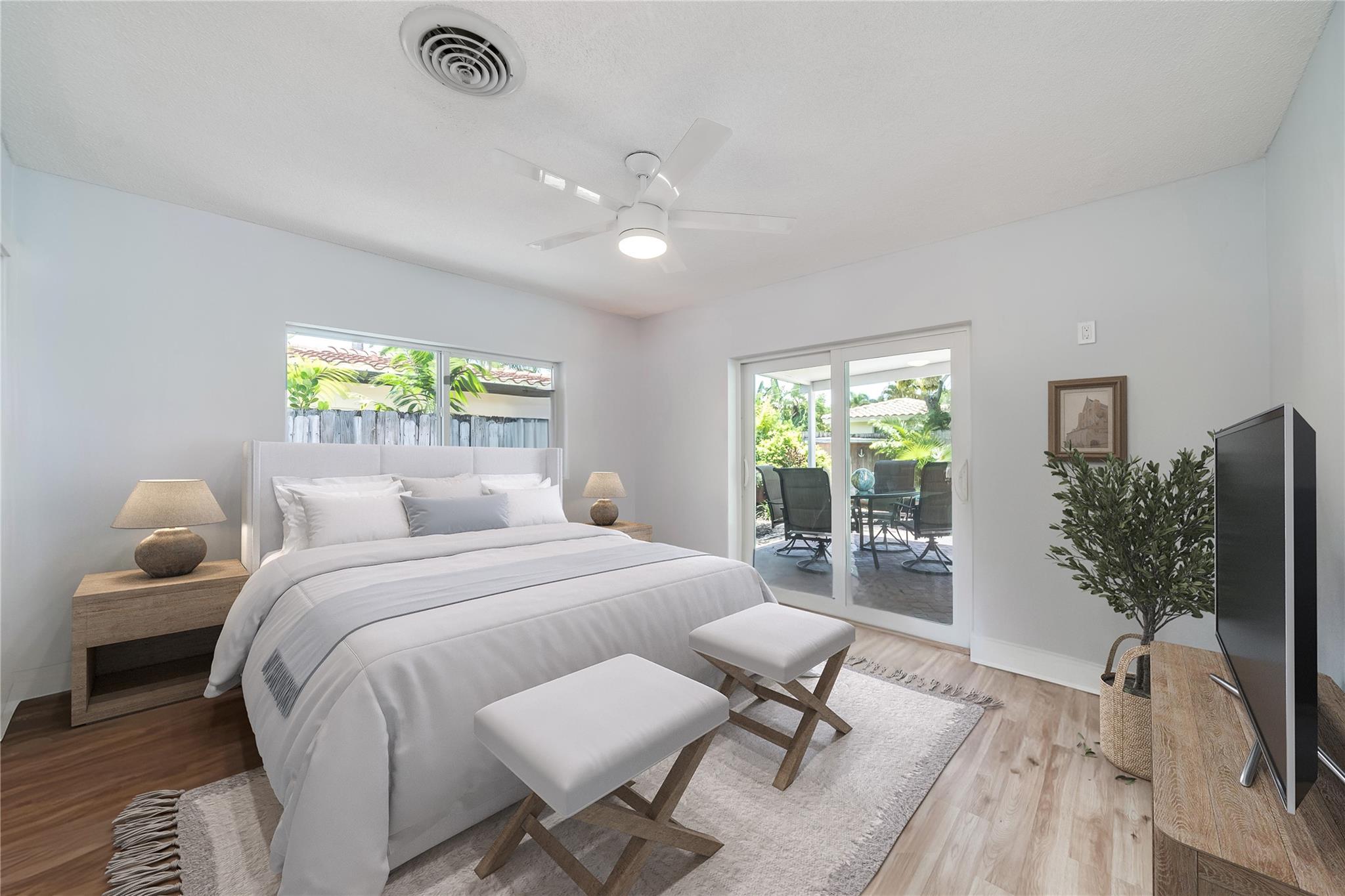 1660 Poinsettia Dr