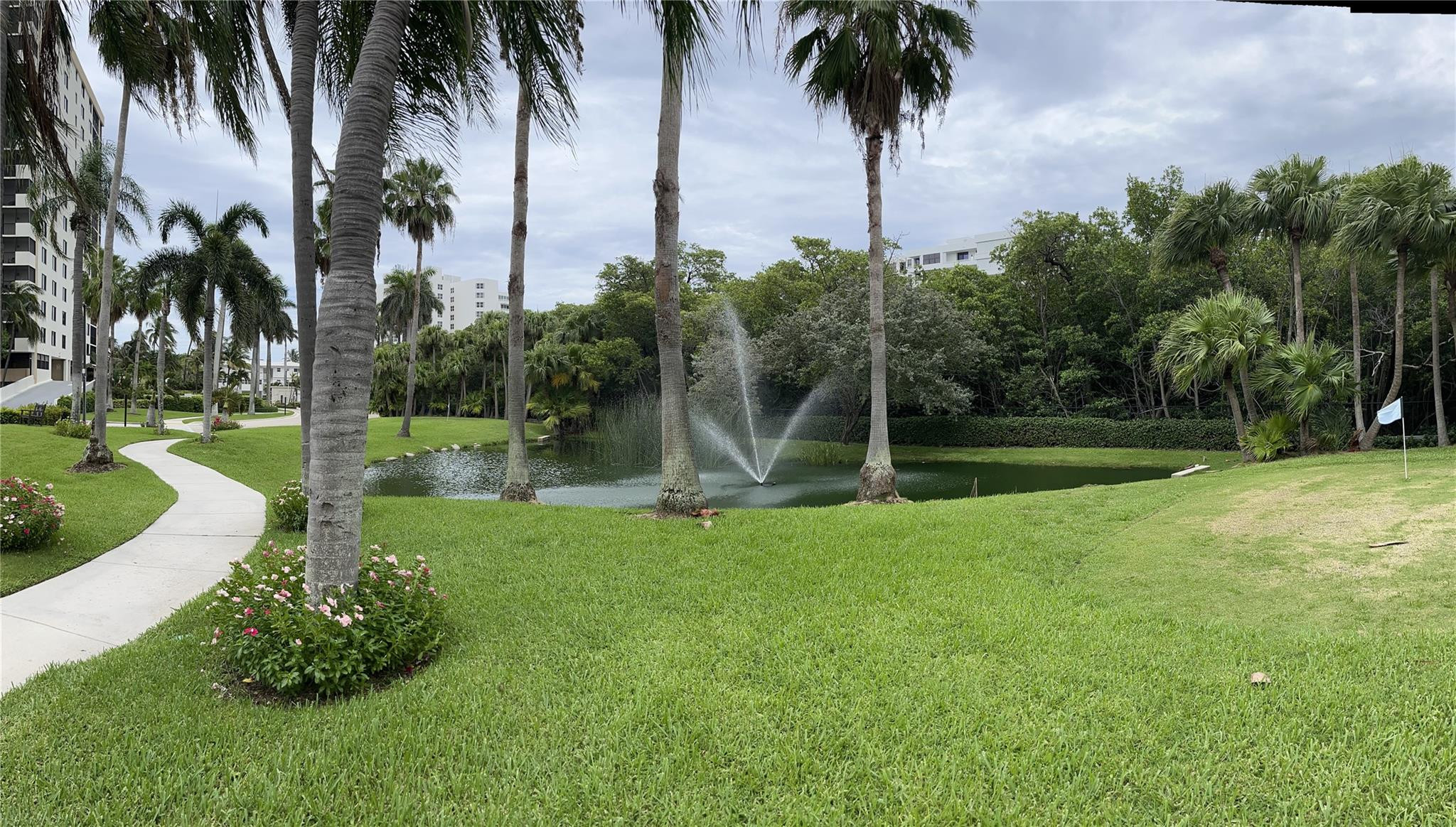 3420 S Ocean Blvd 3q
