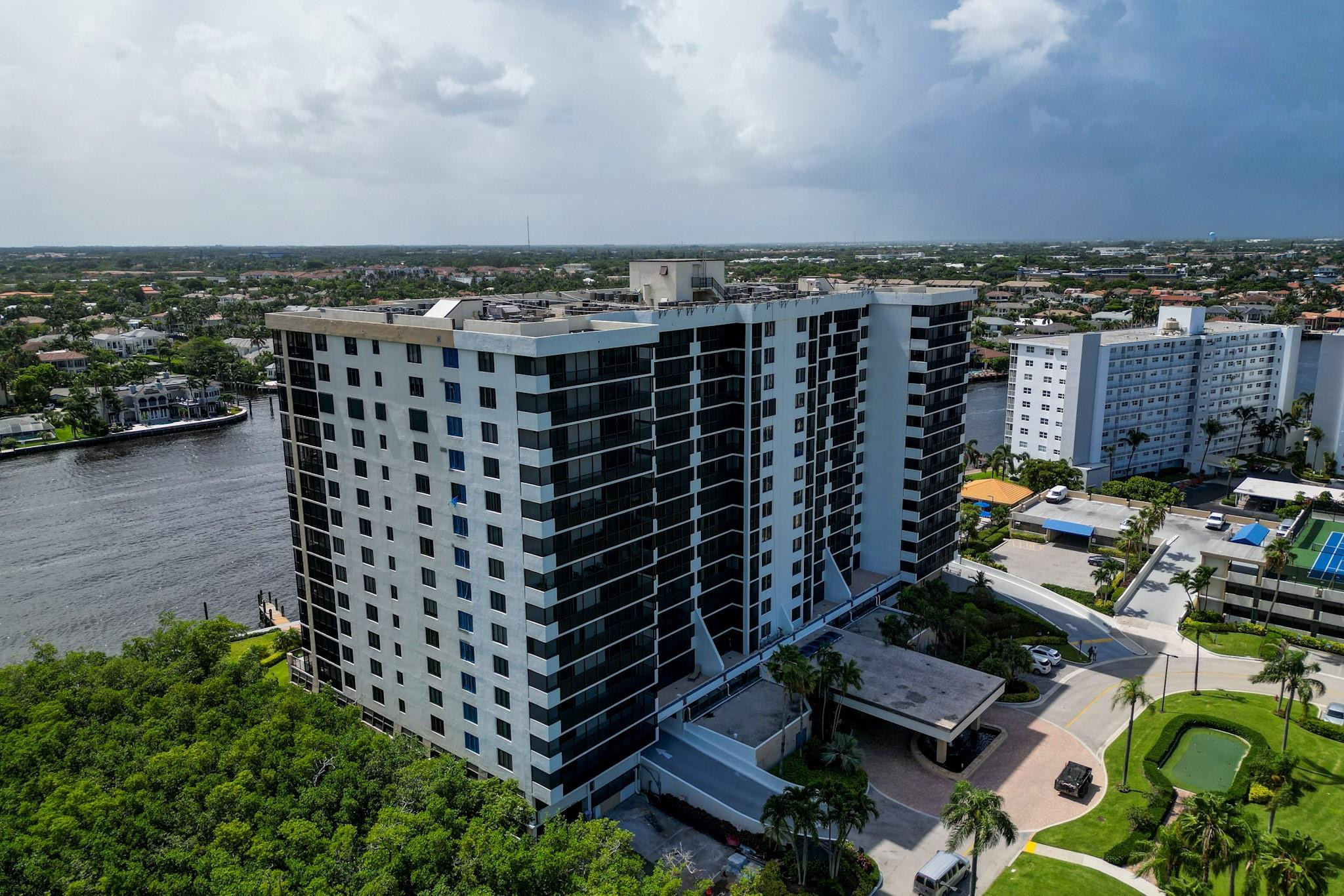 3420 S Ocean Blvd 3q
