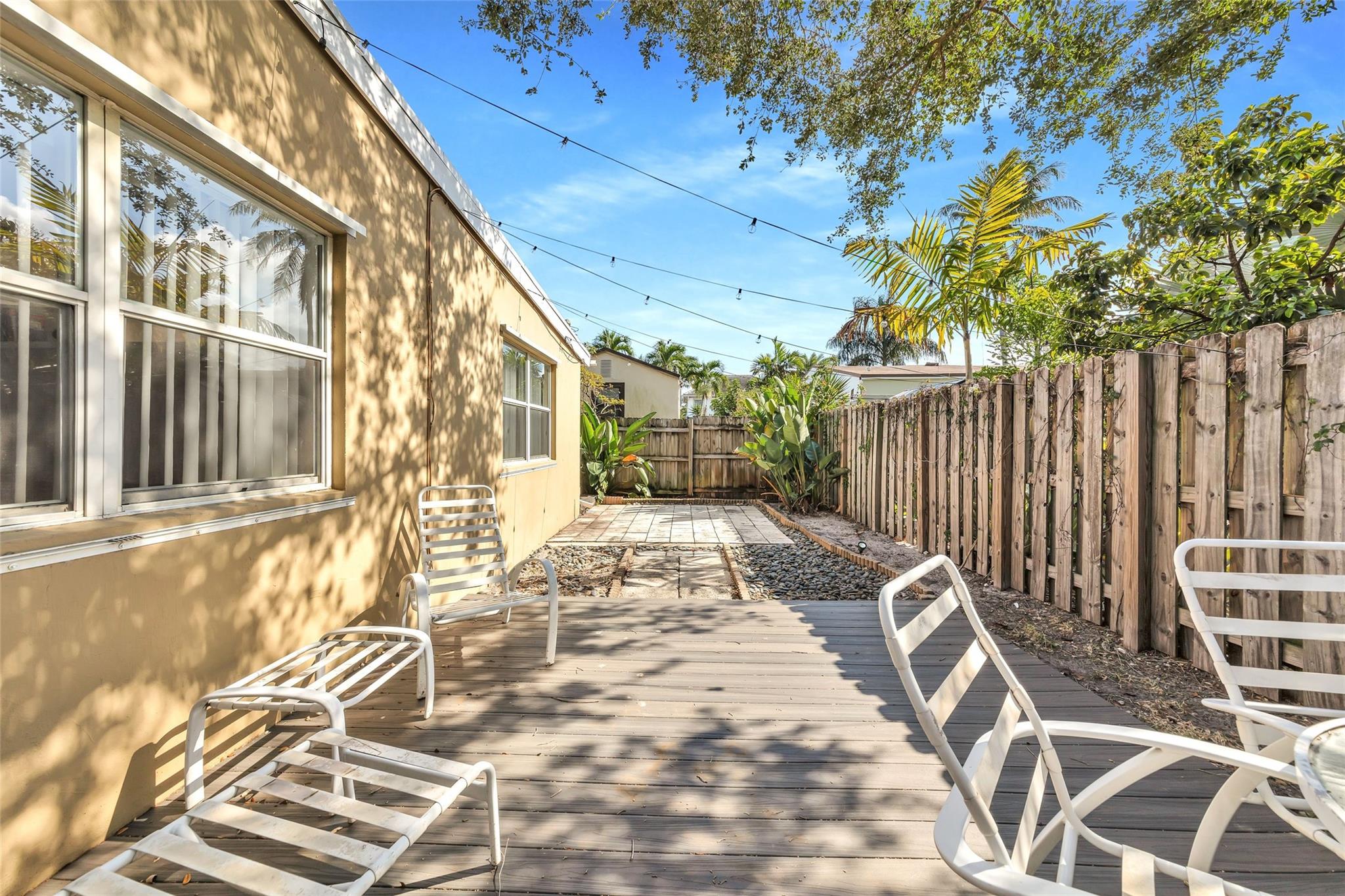 805 NE 17th Ave
