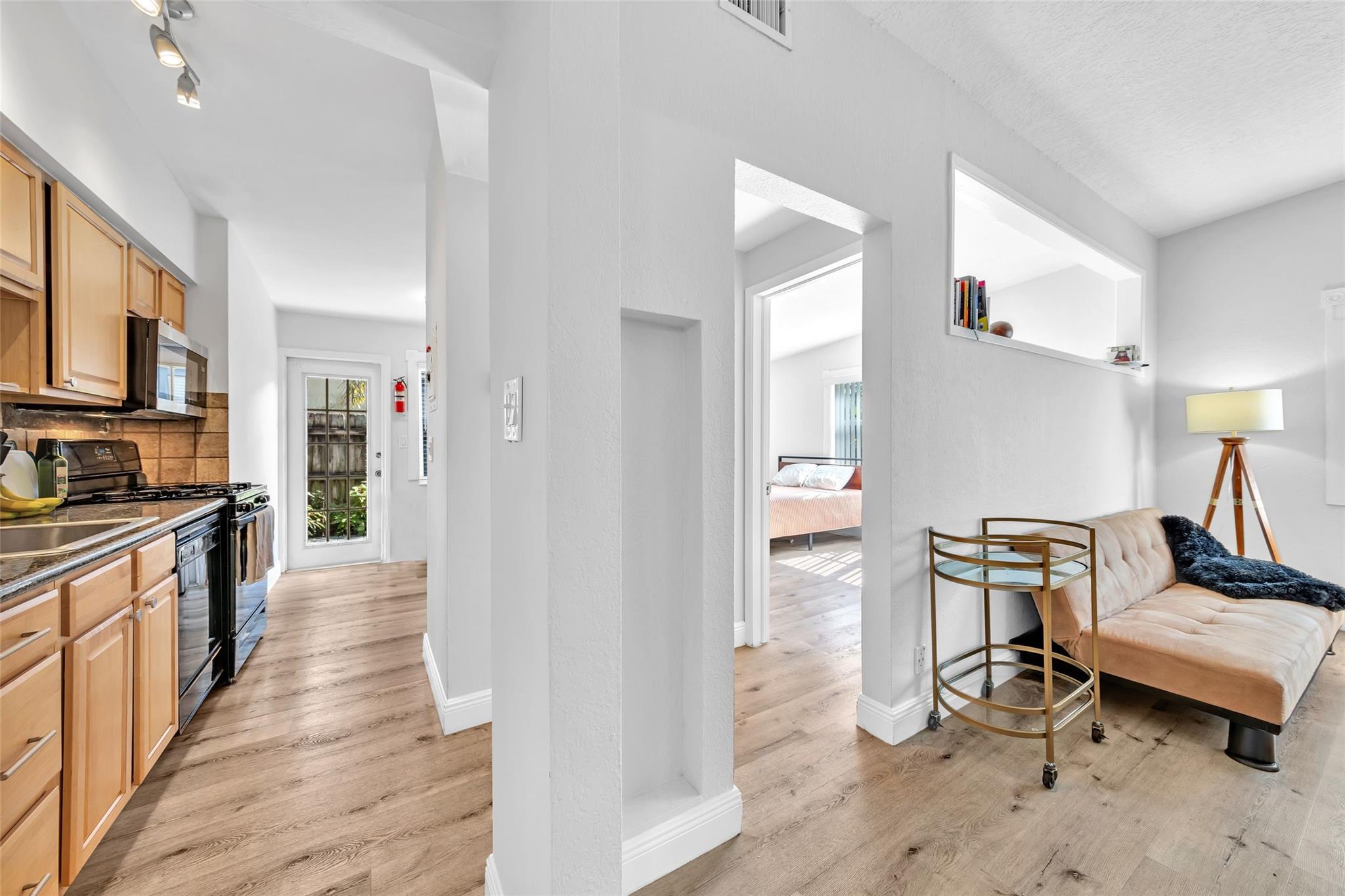 805 NE 17th Ave