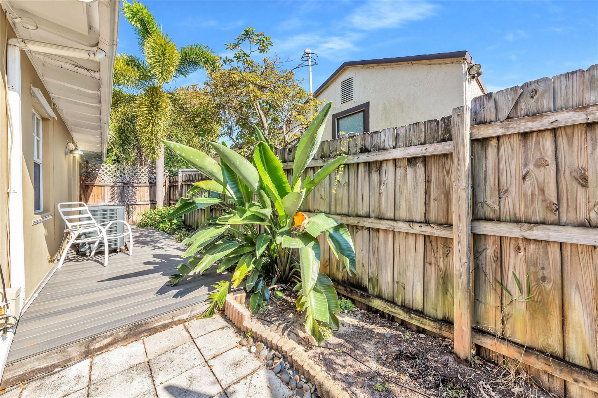 805 NE 17th Ave