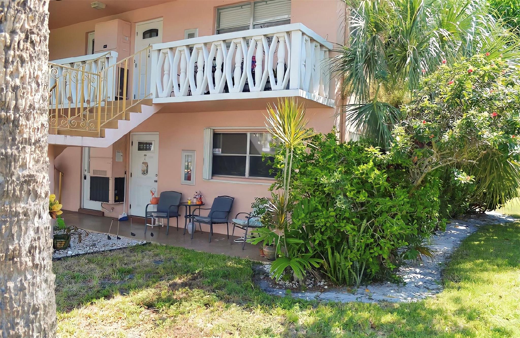 300 NE 20th St Unit: 5140