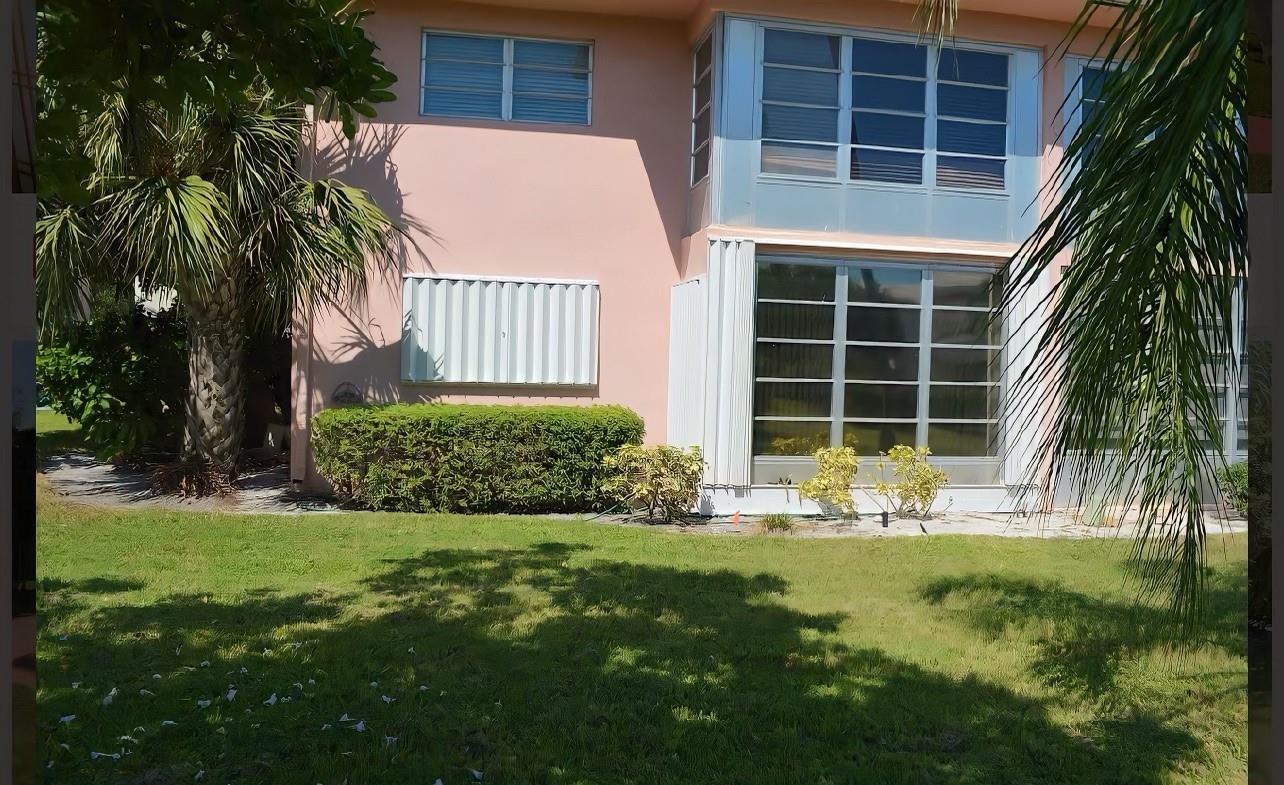 300 NE 20th St Unit: 5140