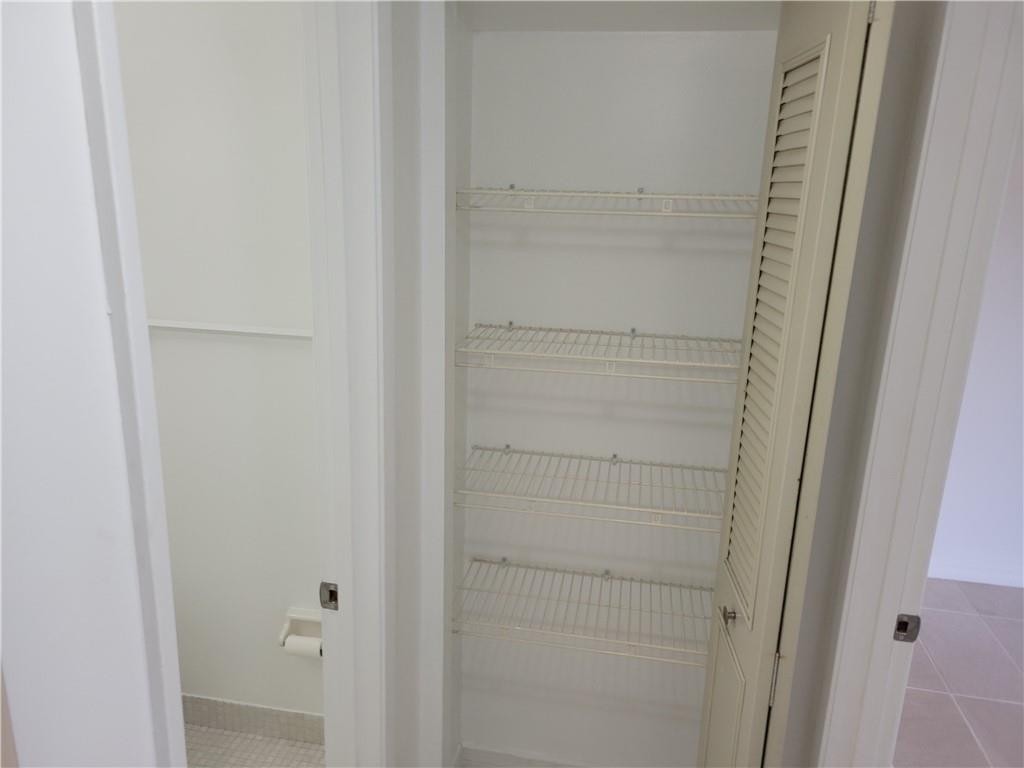 600 Village Green Ct Unit: 108