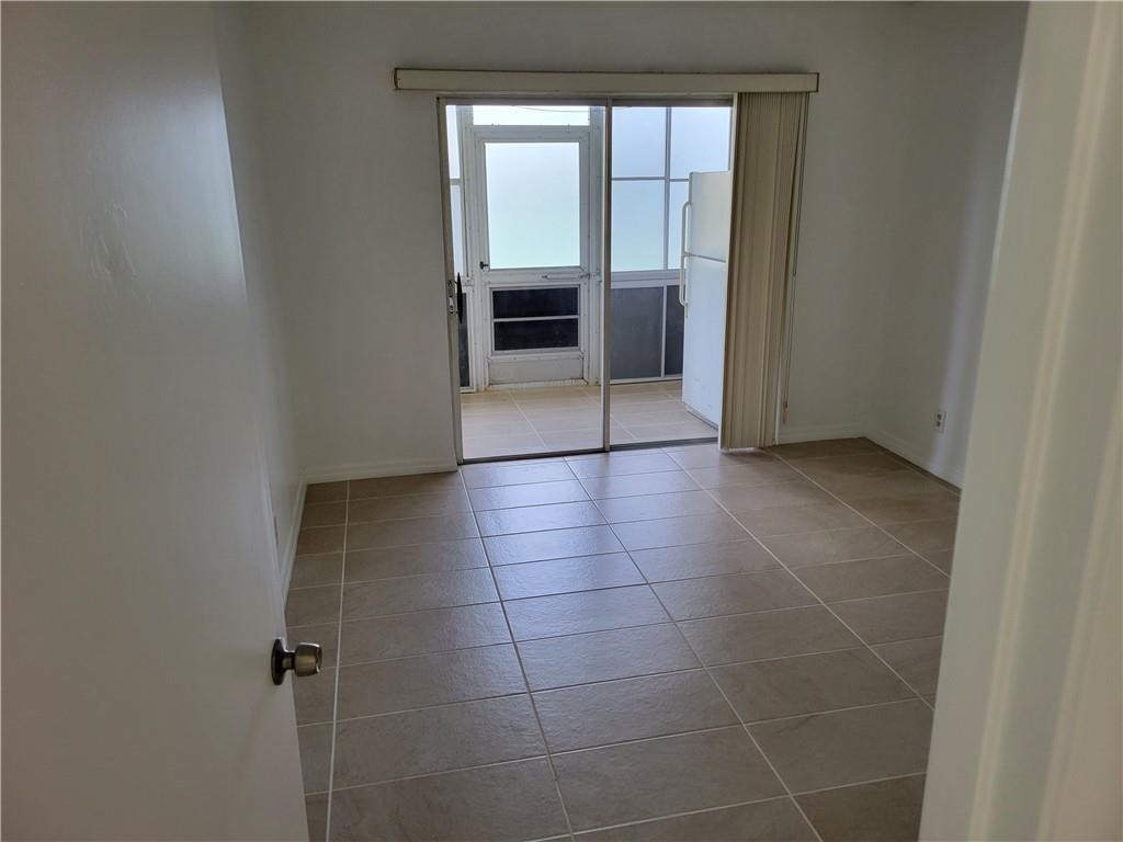 600 Village Green Ct Unit: 108