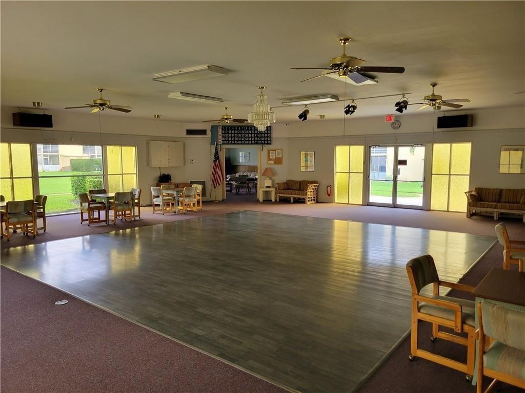 600 Village Green Ct Unit: 108