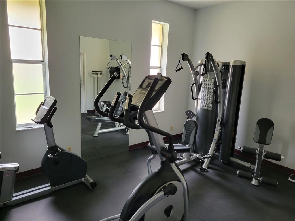 600 Village Green Ct Unit: 108