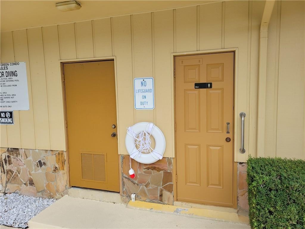 600 Village Green Ct Unit: 108
