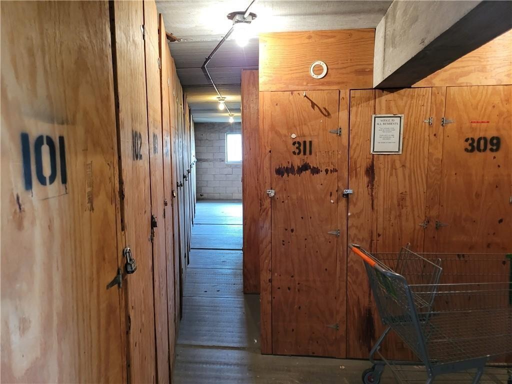 600 Village Green Ct Unit: 108