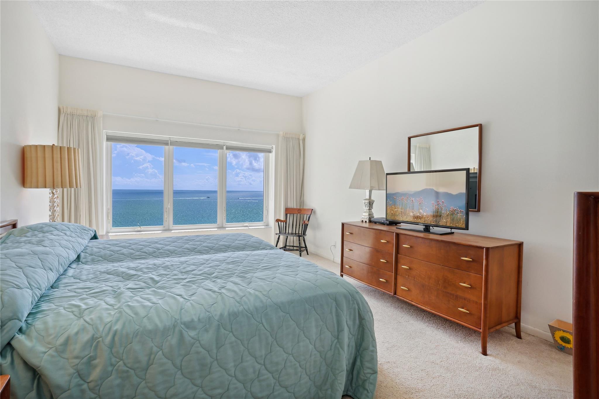 600 S Ocean Blvd PH 3