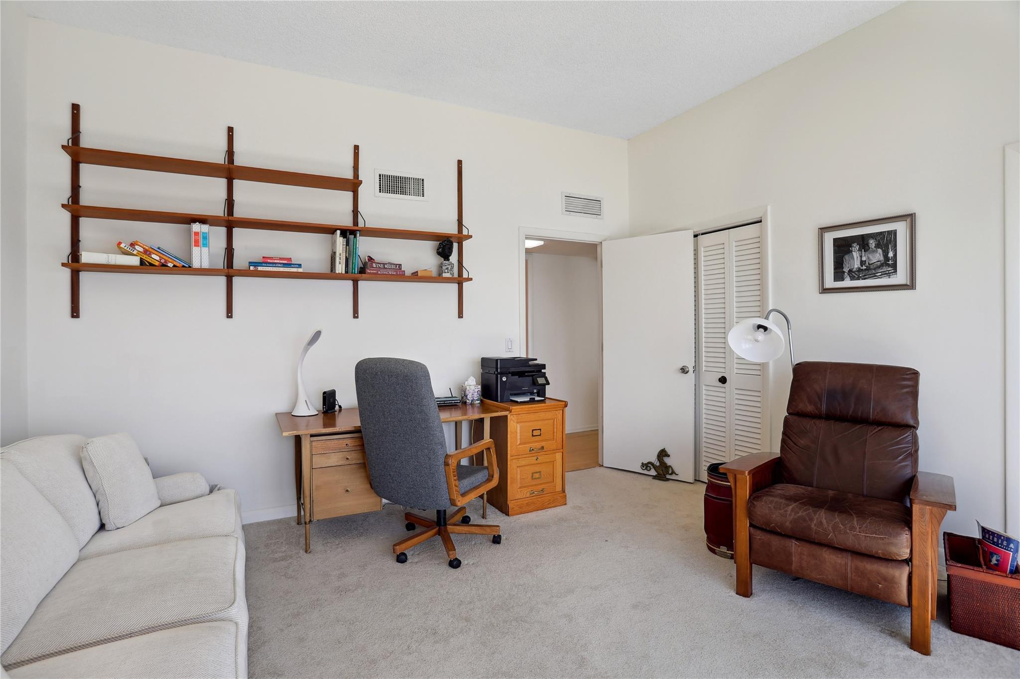 600 S Ocean Blvd PH 3