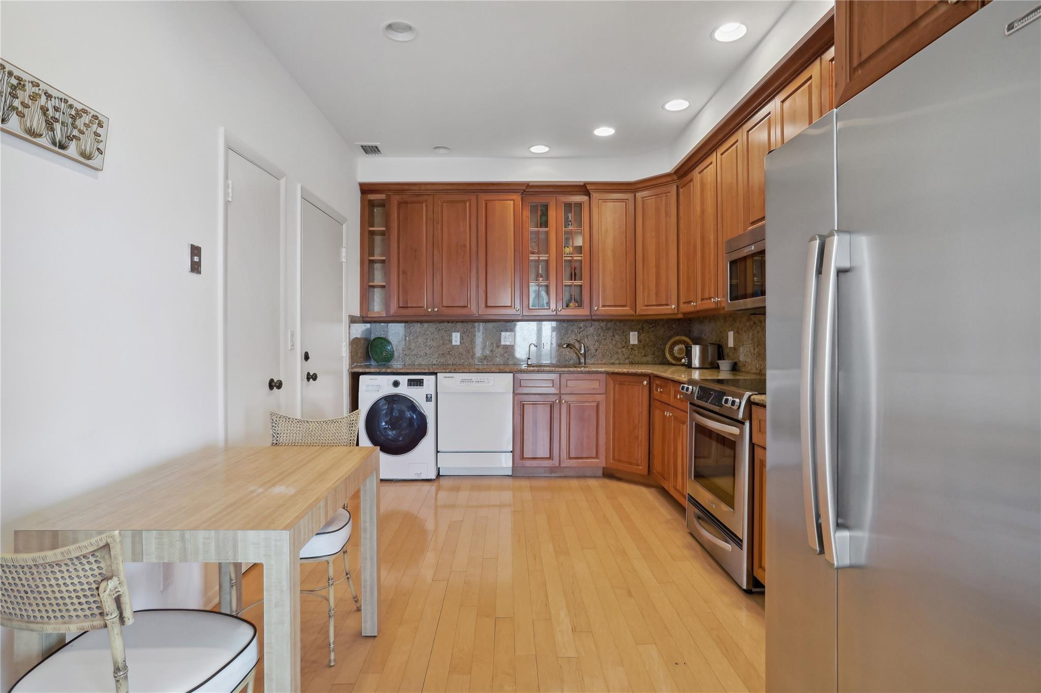 600 S Ocean Blvd PH 3