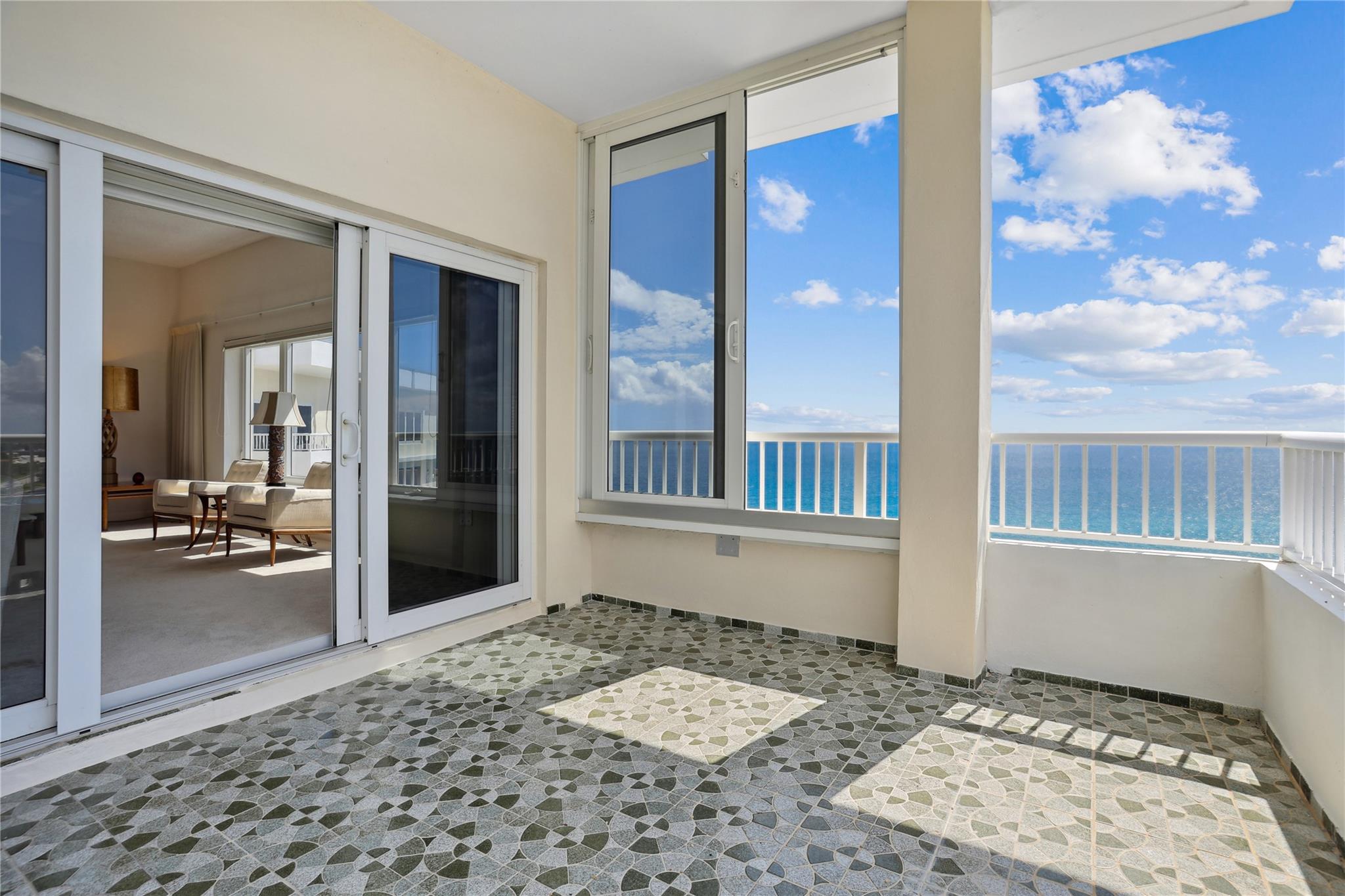 600 S Ocean Blvd PH 3