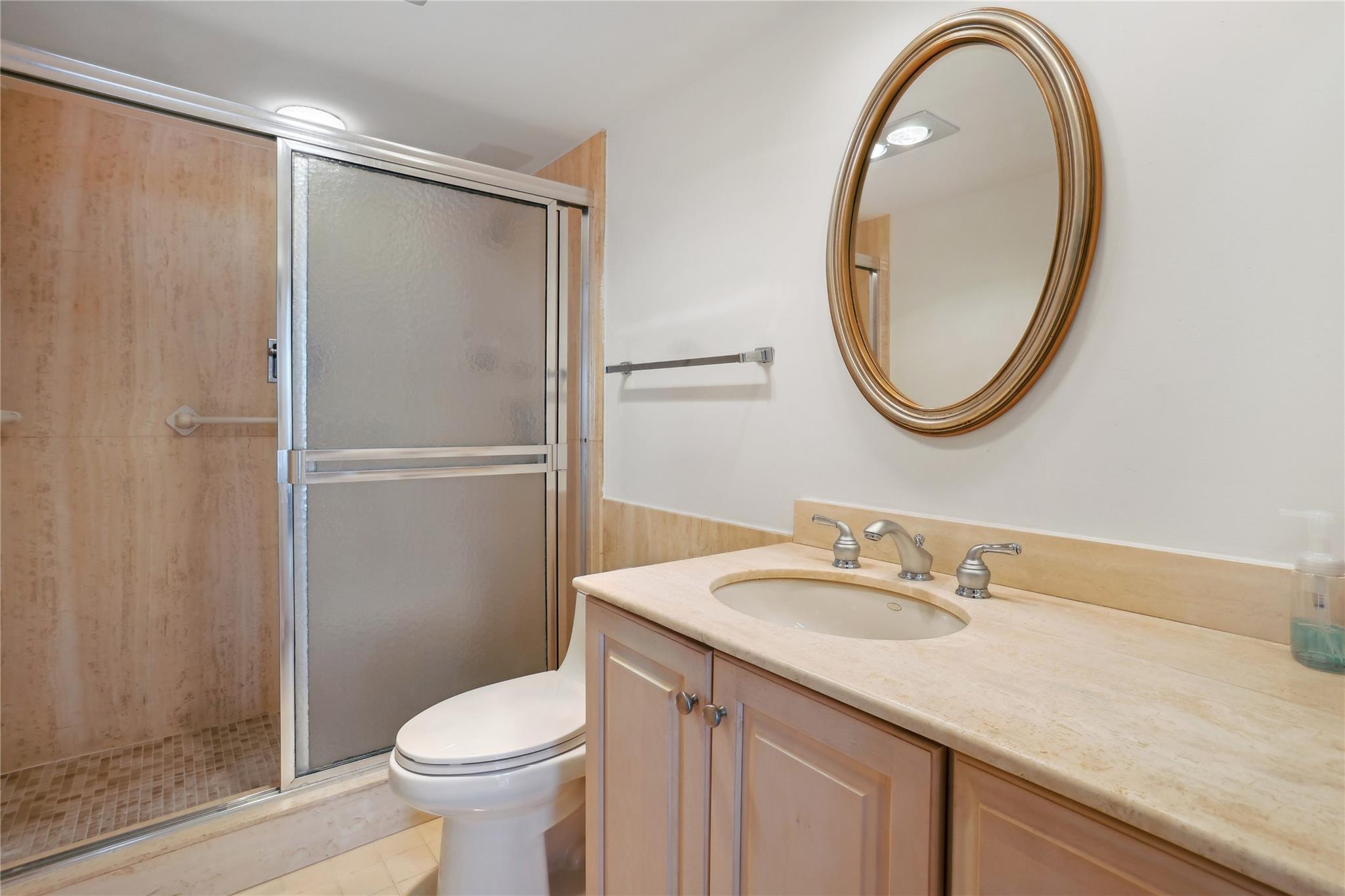 600 S Ocean Blvd PH 3